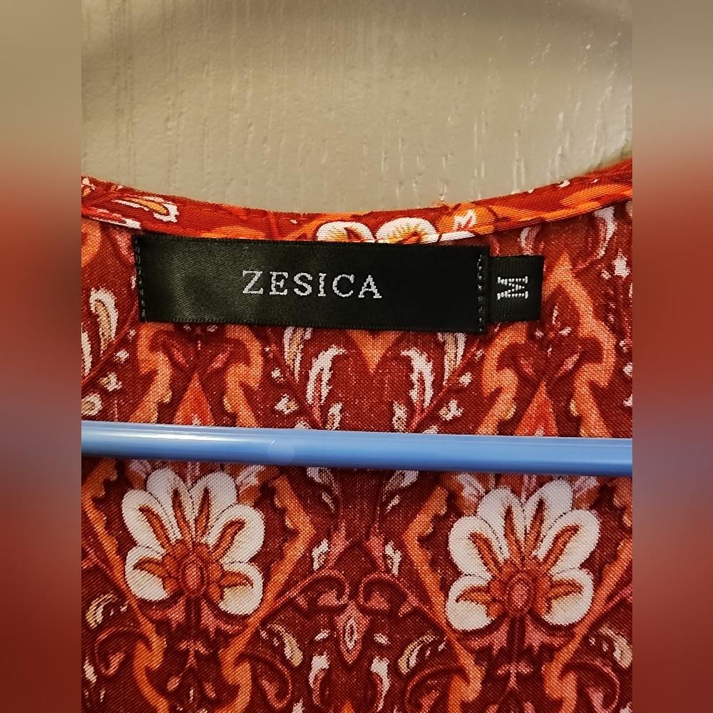 Red Patterned Maxi Wrap Dress - Picture 6 of 8